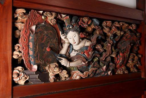永林寺にある石川雲蝶作の欄間の写真